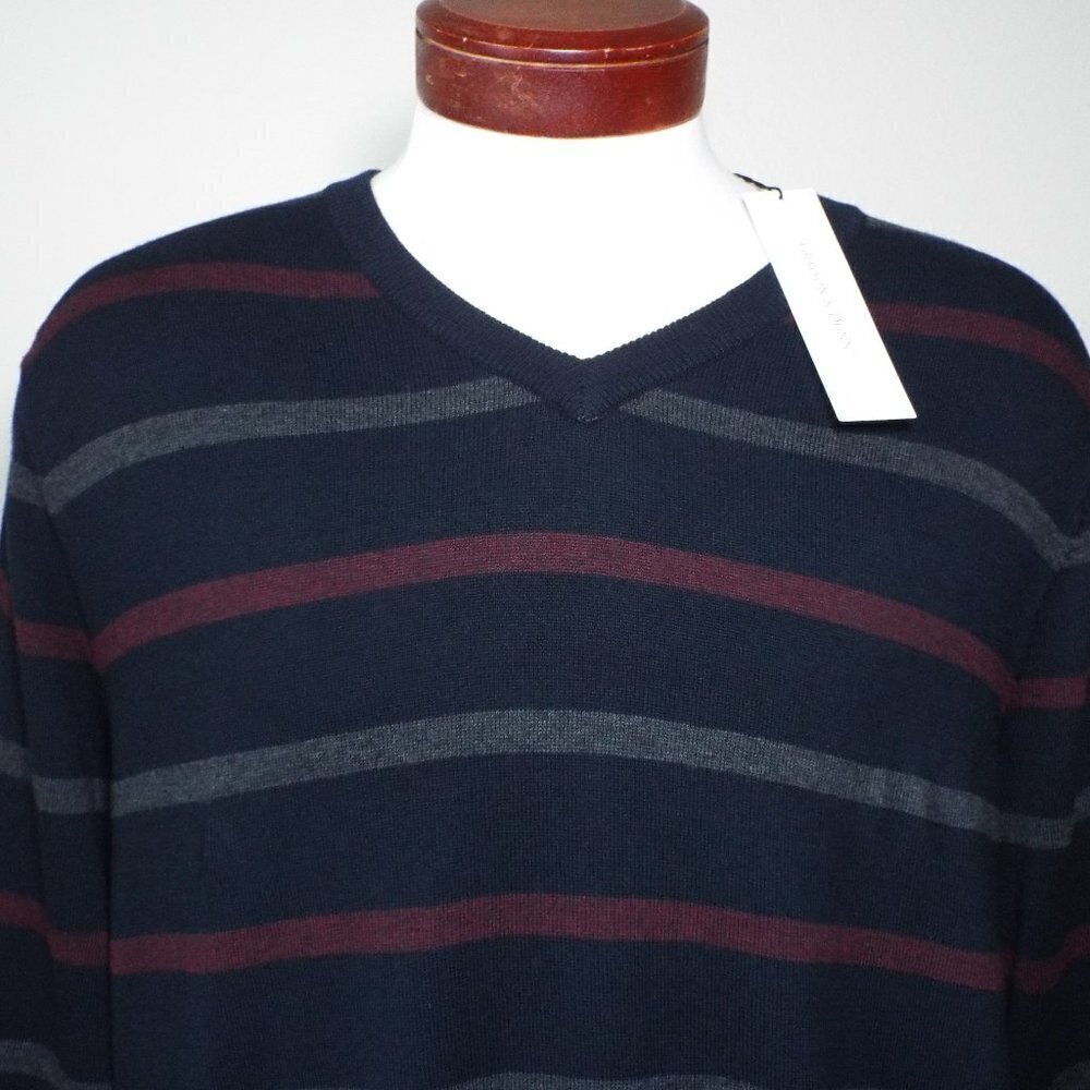 Grayson & Dunn V Neck Sweater NWT